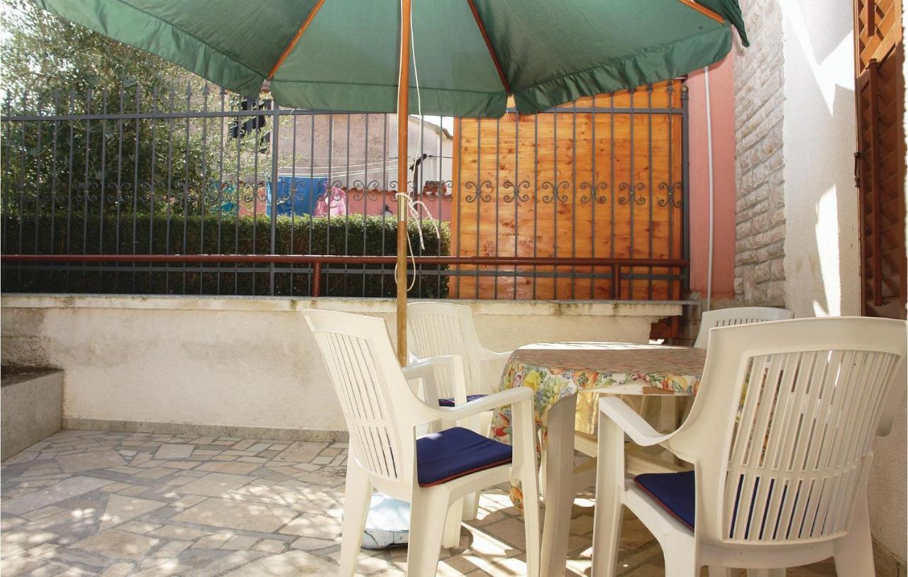 Ferienhaus Awesome In With Kitchen Pula